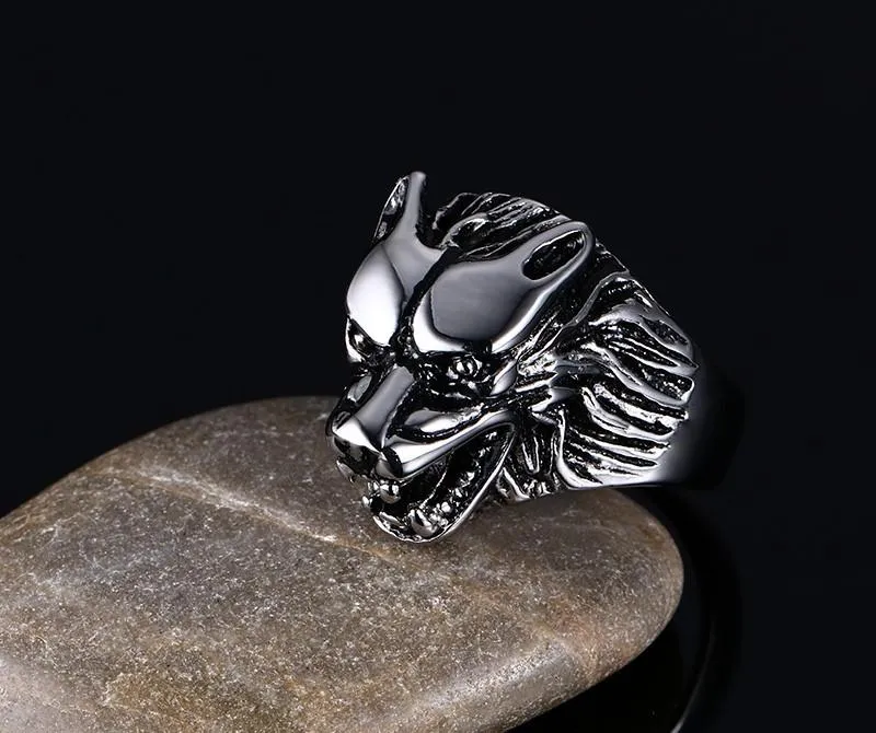 Classic Wolf Head Ring