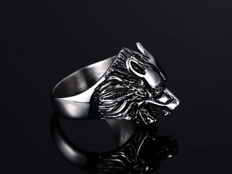 Classic Wolf Head Ring