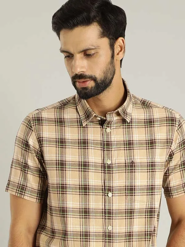 Men Checked Half Sleeve Cotton Shirt