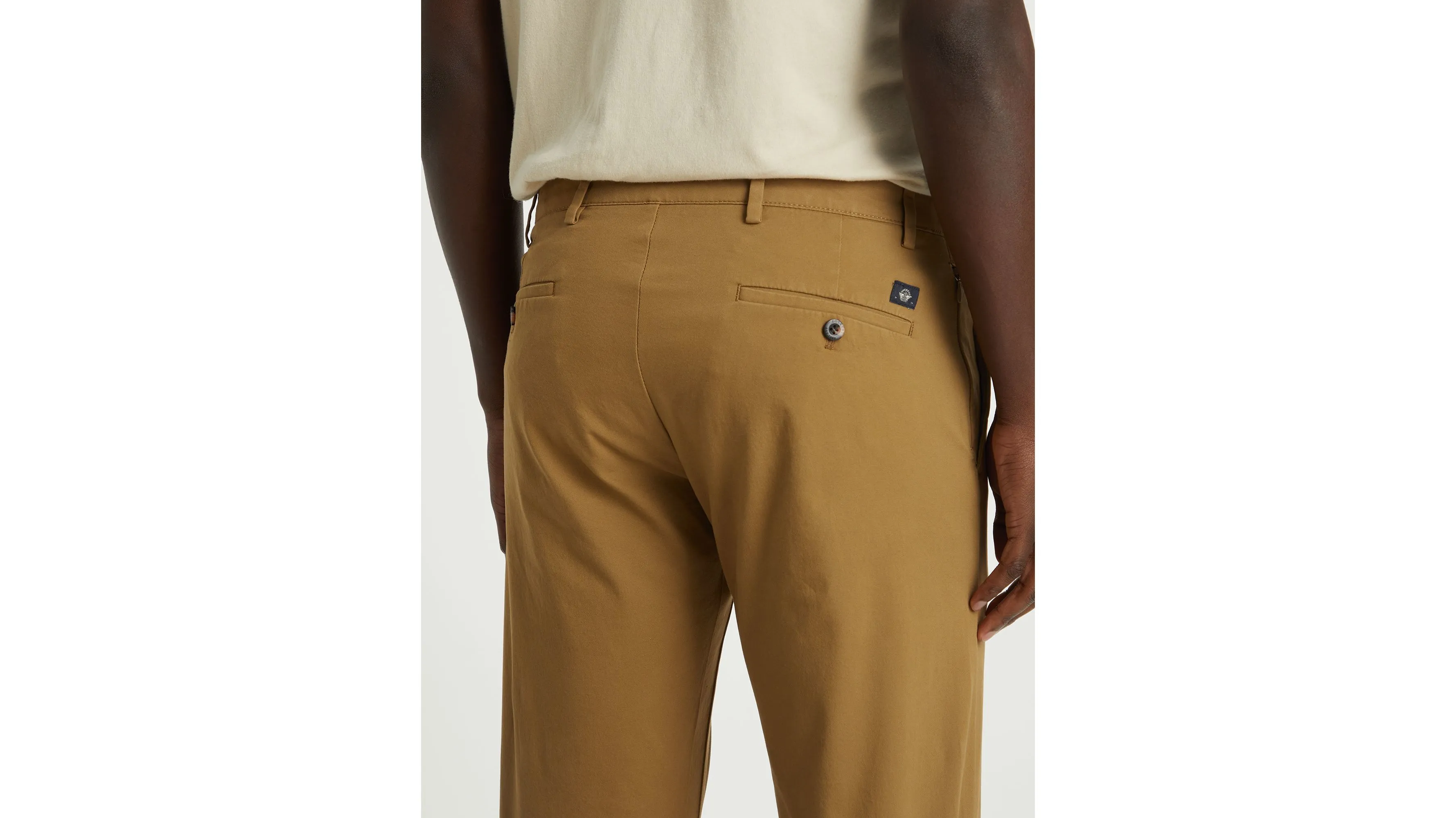 Men's Slim Tapered Fit Smart 360 Flex Alpha Chino Pants