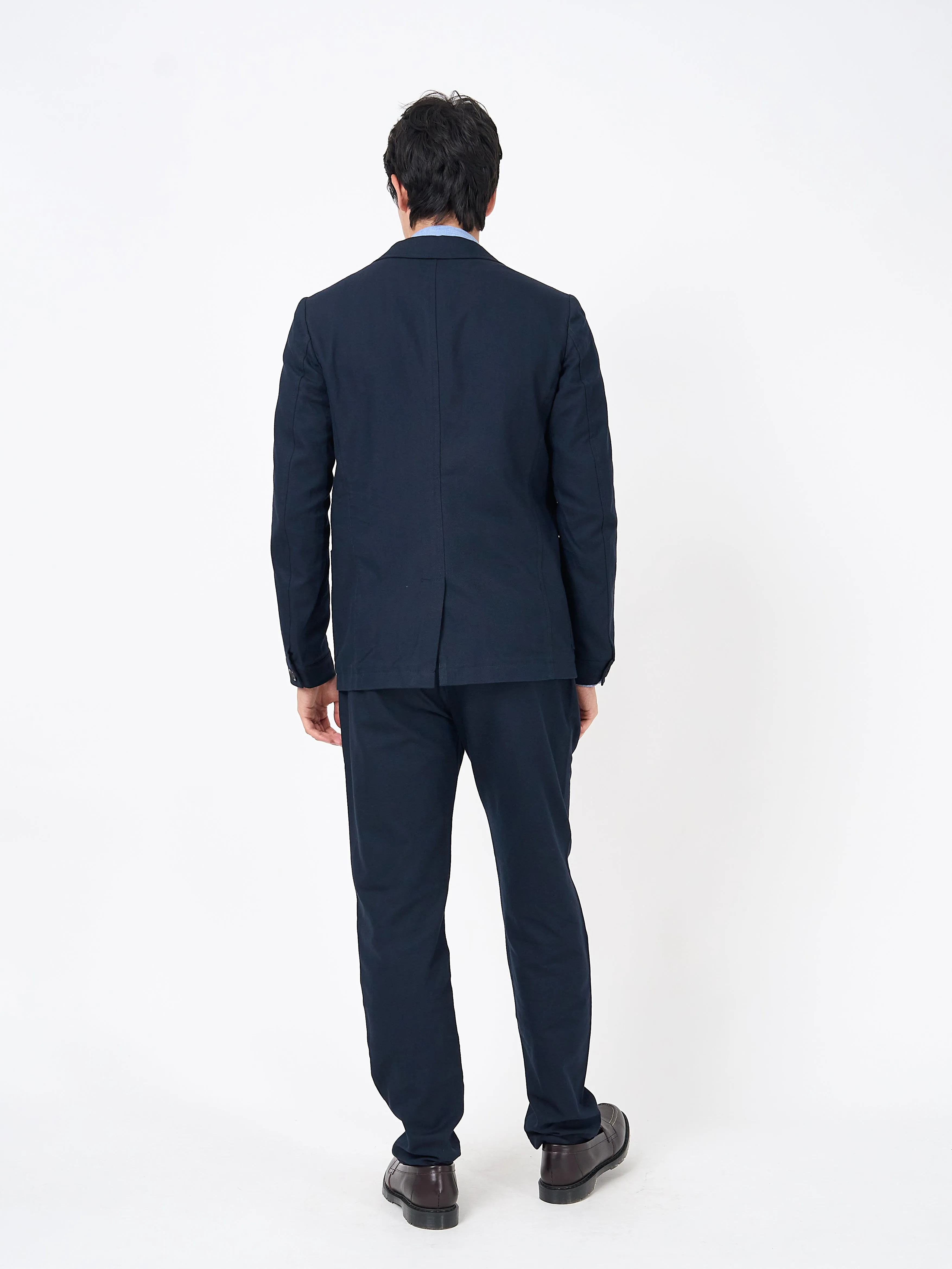 Navy Stockbridge Finsbury Suit: Enhanced E-commerce Title in English with Modifiers