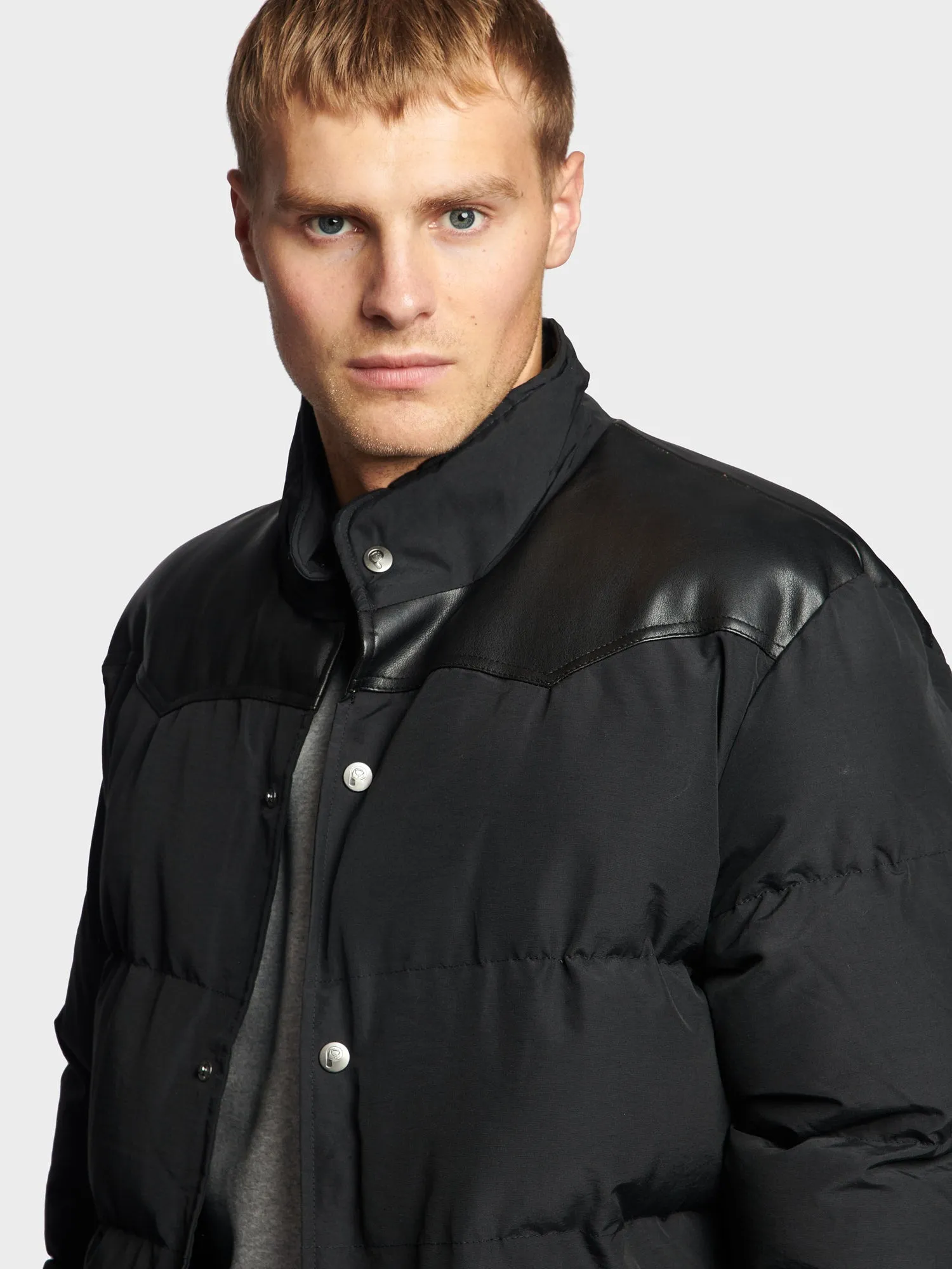 Pelam Puffer Jacket in Black