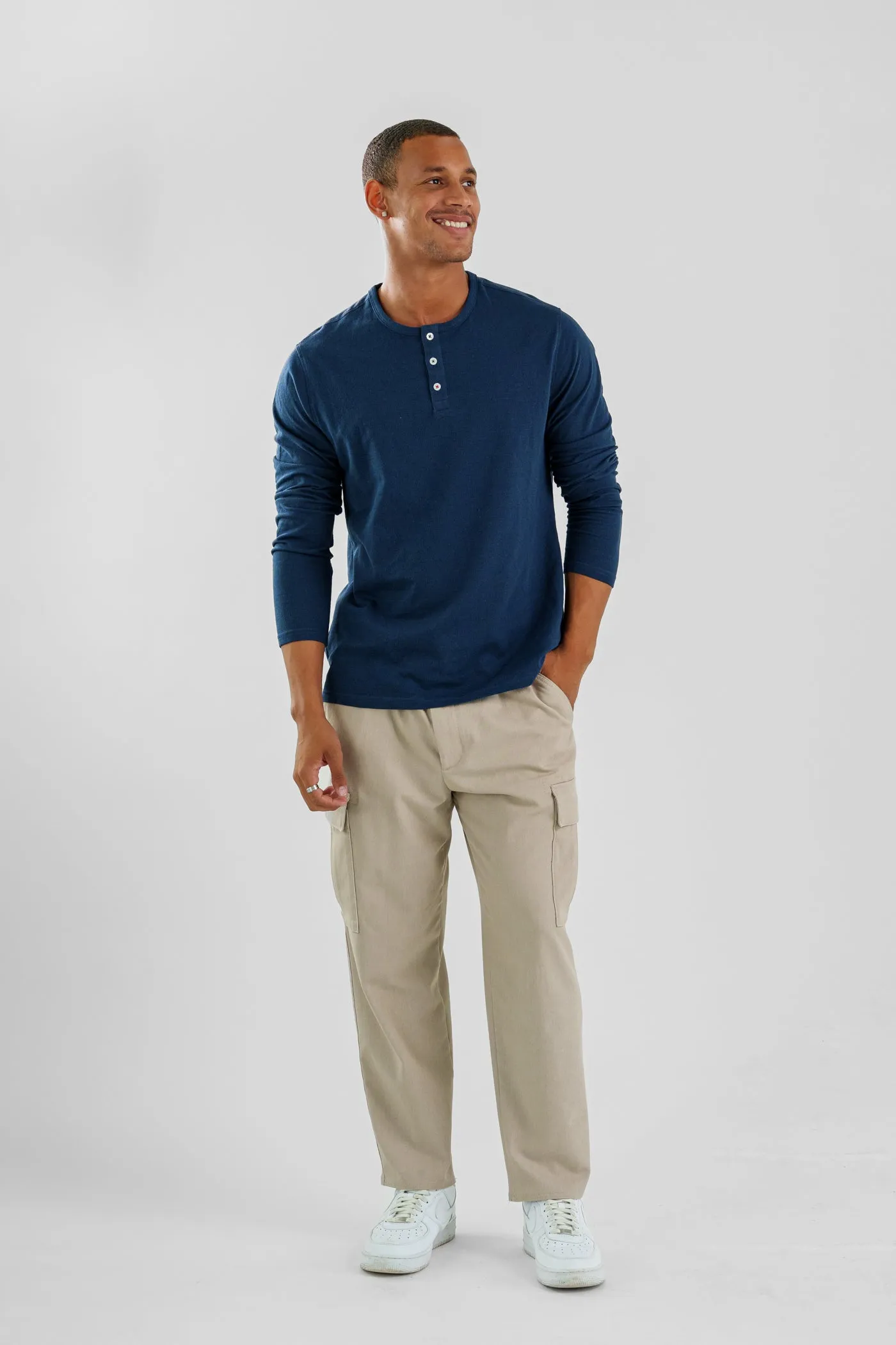 TRAILBLAZER - Navy Solid Henley