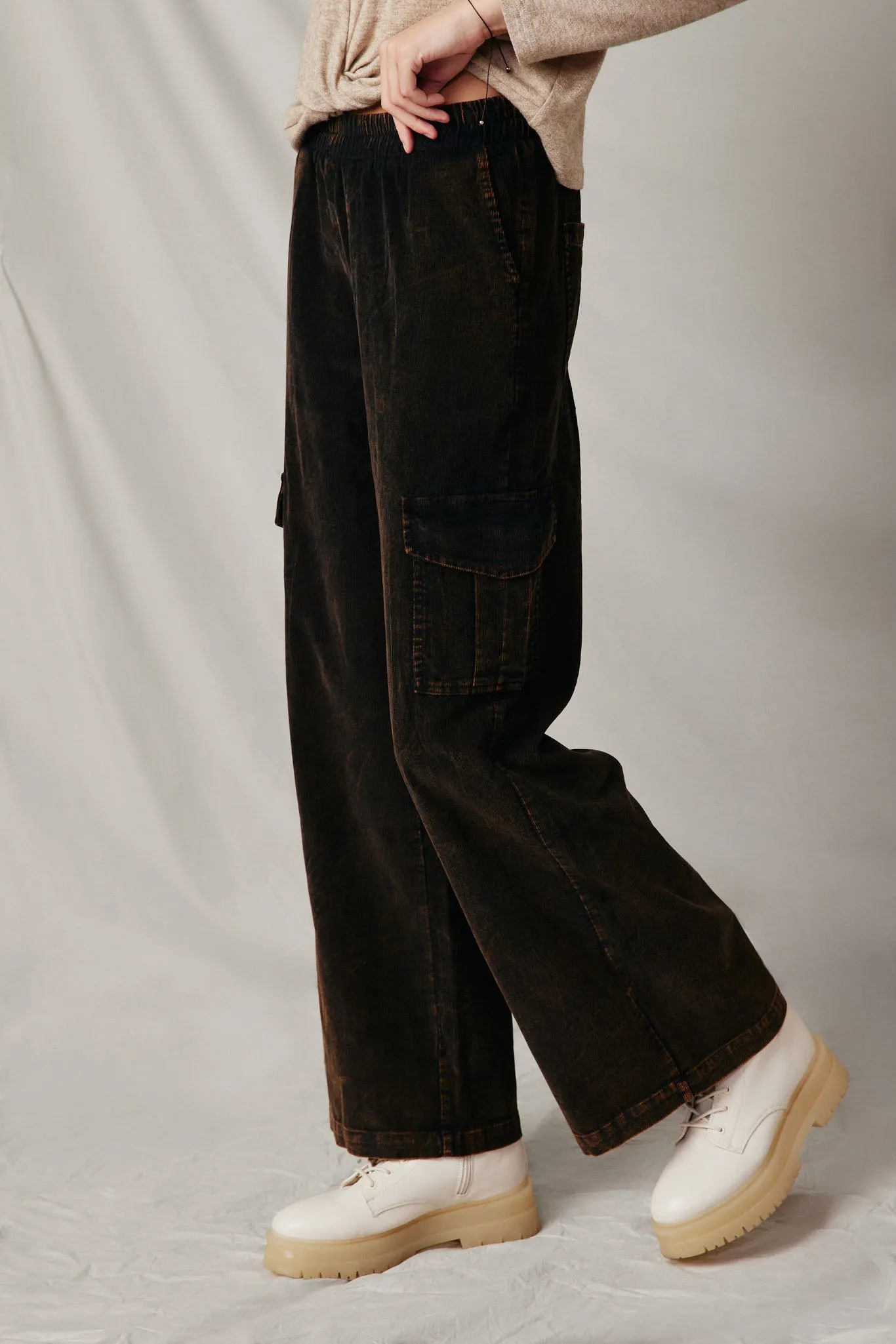 Washed Corduroy Wide Leg Cargo Pants