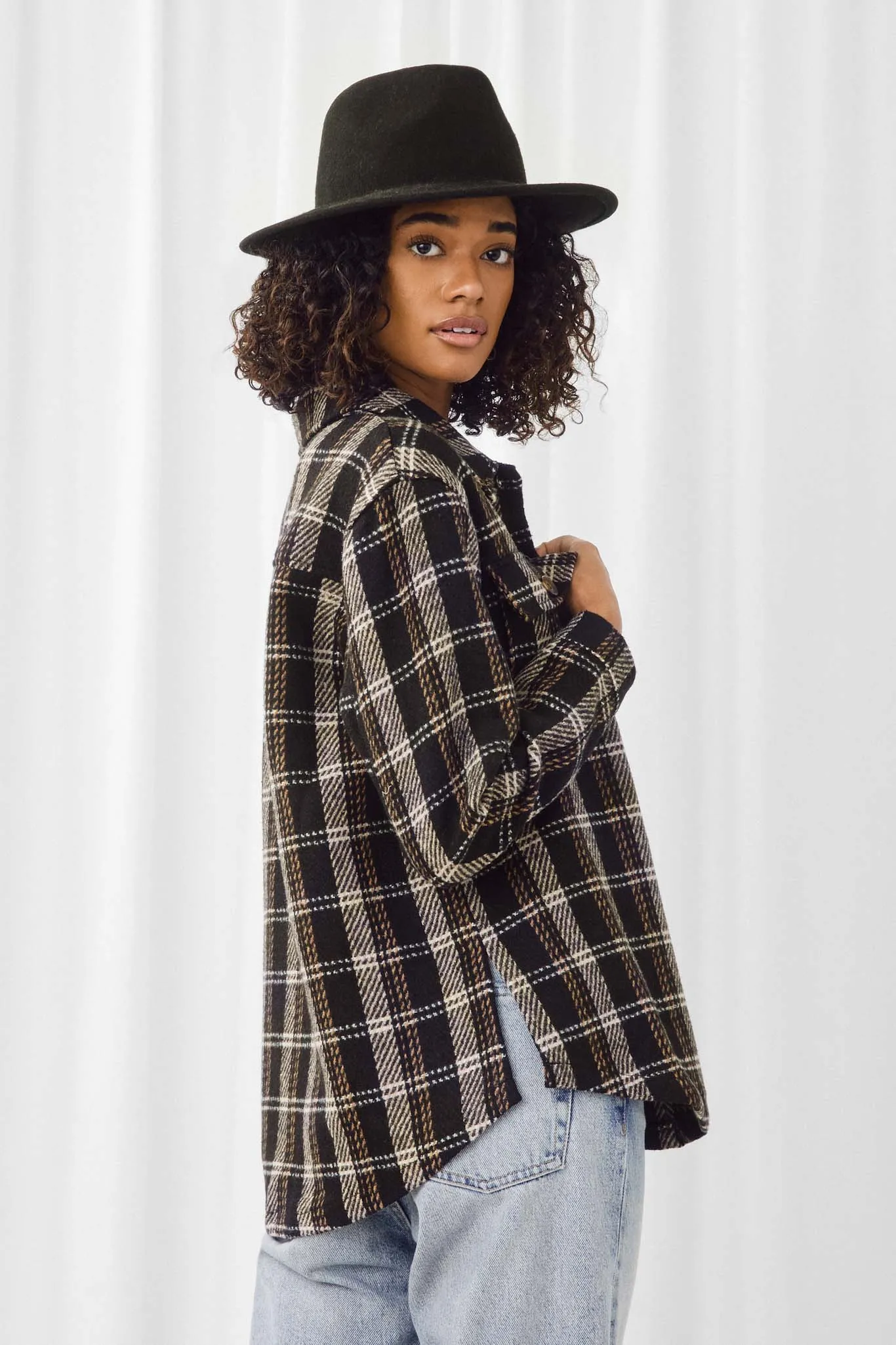 Womens Heavy Plaid Patch Pocket Shacket